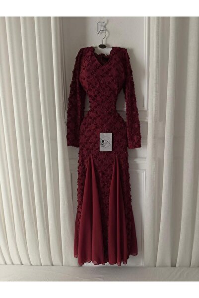 NO BRAND Evening dress with roses and chiffon