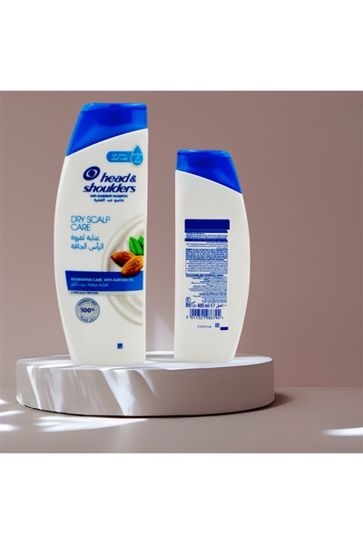 Head & Shoulder شامبو مضاد للقشرة للعناية بفروة الرأس الجافة بزيت اللوز، مغذي...