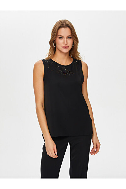 Faik Sönmez Yakası Delik İşli Yuvarlak Yaka Atlet