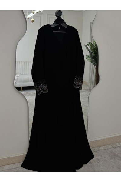 Elora Embroidered Elite Nights Dress