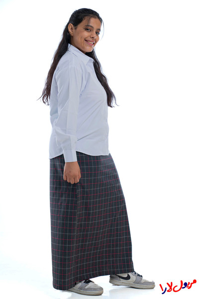 maryool lara تنورة رصاصي احمر كاروهات