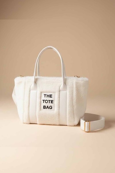 vynor atelier حقيبة يد وكتف نسائية صغيرة من القطيفة - تيدي (33x22x12 سم)