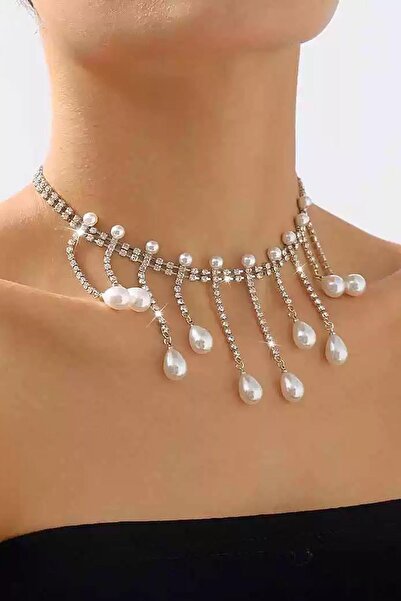 TAKIŞTIR Gümüş Renk Taş Ve İnci Detaylı Tasarım Abiye Kolye