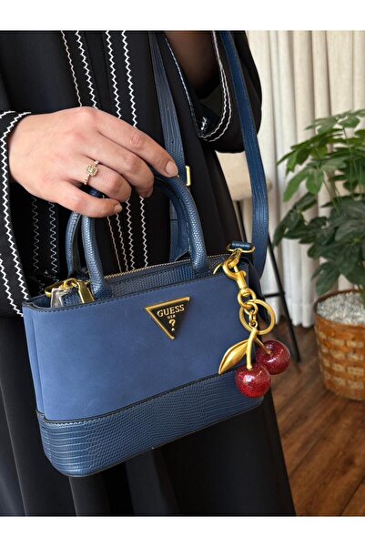 GGGG Bags with their accessories