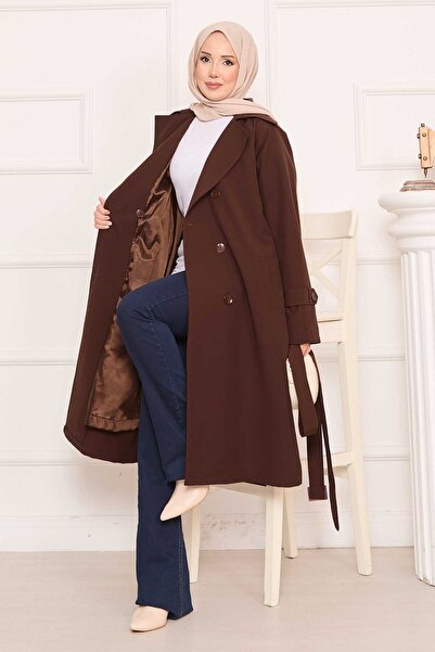 EBRUTESETTÜR معطف طويل إسلامي بحزام وتفاصيل أزرار على الظهر باللون البني