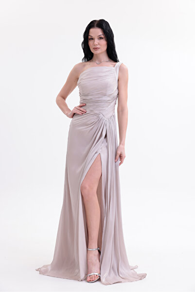 BDM Exclusive Parlak Şifon Drape Detaylı Tek Omuz Yırtmaçlı Premium Abiye Elbise