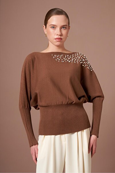 FTZ WOMEN Γυναικείο πουλόβερ Beyoğlu με κεντημένο μανίκι νυχτερίδας, καφέ 25017