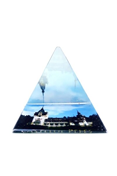 OEM Piramidă de sticlă cu imagini reprezentând Castelul Peleș, 4x4cm