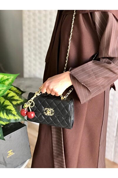 GGGG Bags with their accessories