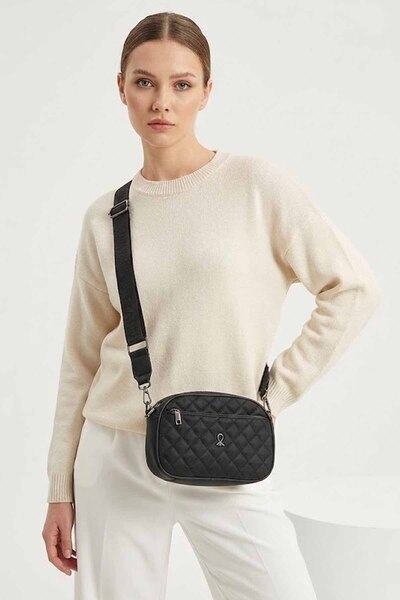 vynor atelier حقيبة كروس نسائية مبطنة (العرض 25 سم × الطول 17 سم × العمق 6 سم)