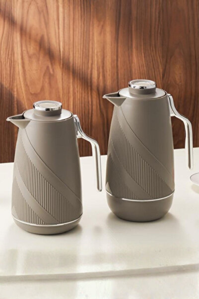 Generic A stylish and modern 1-liter tea and coffee thermos set