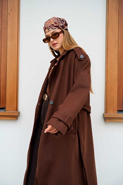 kıyı export معطف نسائي مبطن عالي الجودة من الكشمير للموسم الجديد مع حزام بيج