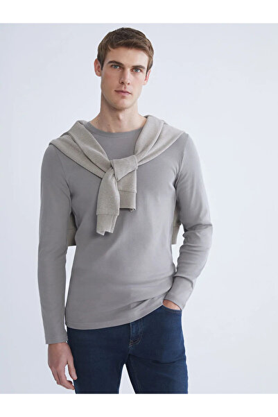 LC Waikiki طاقم الرقبة الأساسية طويلة الأكمام تي شيرت رجالي