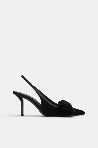 Pull & Bear Kadife fiyonklu topuklu ayakkabı