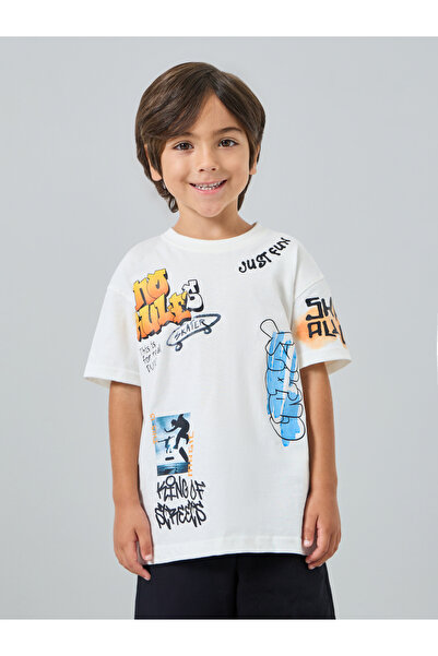 Styli Boys White Graphic Print Oversized T-Shirt