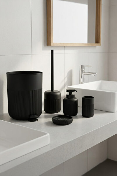 Vadi Bathroom Set