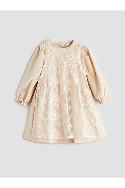 LC Waikiki طاقم الرقبة الأزهار فستان طفلة