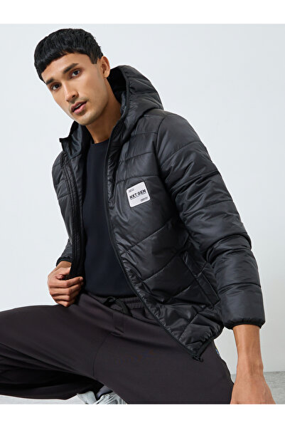Styli Men Oversized Fit Solid Hooded Puffer Jacket