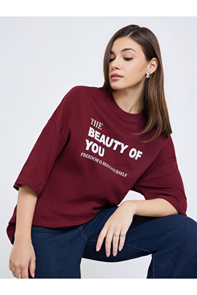 Styli Women Burgundy Slogan Oversized T-Shirt