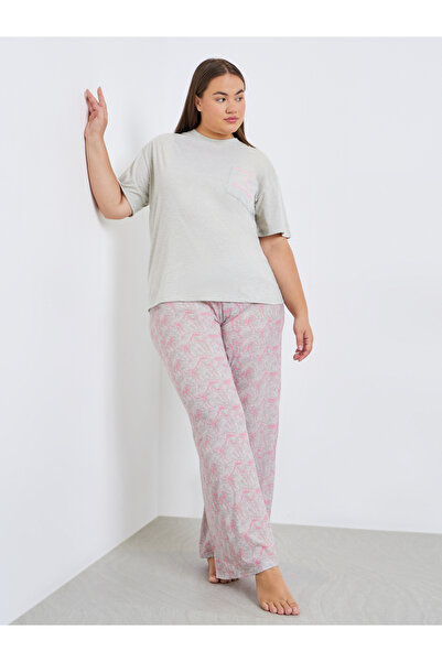 Styli Plus Size Pocket Trim T-Shirt and Bow Print Pyjama Set