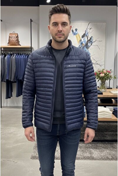 PIQUE معطف ميفسليميك باللون الأزرق الداكن