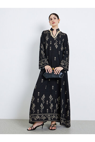 Styli Women Golden Embroidered Stand Collar Jalabiya