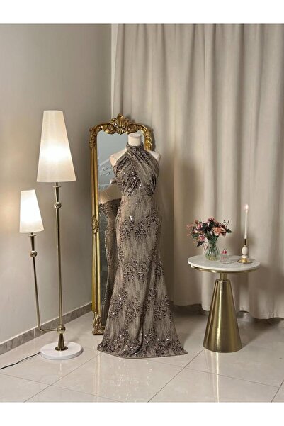 vanus fashion 6458-Elegant evening dress with a striking design