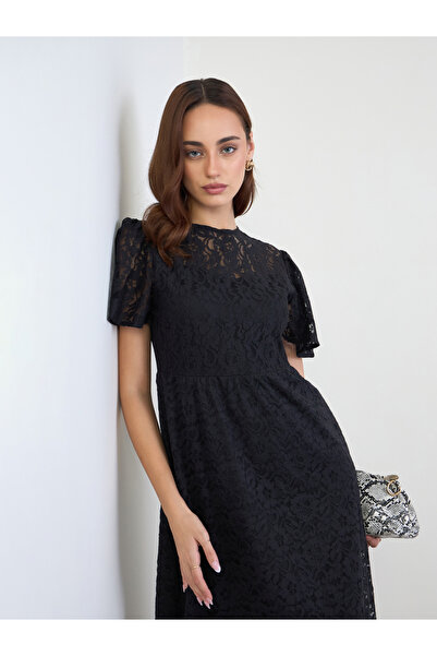 Styli فستان ميدي أسود من الدانتيل المزخرف للنساء