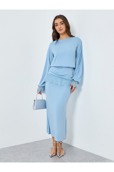 Styli Women Lace Cuff Blouson Style Midi Dress