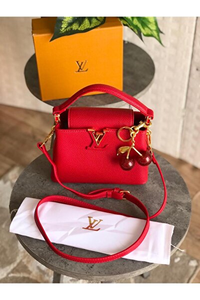 GGGG Bags with their accessories