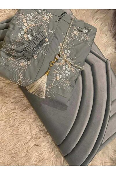 Generic Gerenic Women's prayer shawl