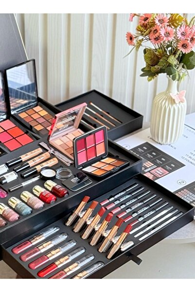 NITRQ BEAUTY طقم مكياج متكامل بوكس واحد مميز بالوان متعددة 32 صنف من نيترك بيوتي