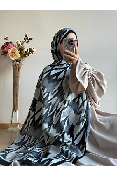 Qalortex Scarf Zebra Pattern Shawl-Black