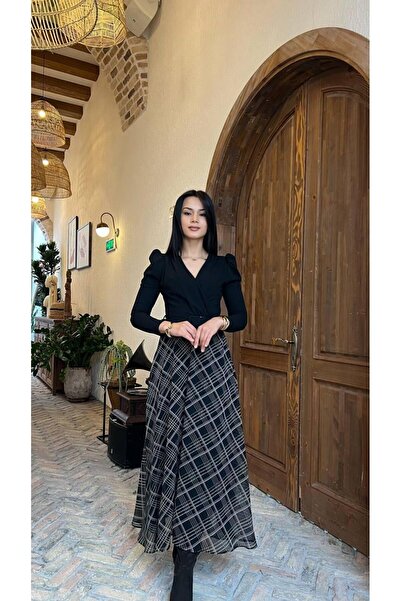 Moda Palmiss Women's Black Plaid Patterned V-Neck Long Sleeve Double-Breasted...