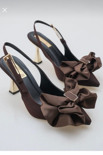 yezy shoes Women's Heeled Shoes Stiletto with Bow and Gold Heel Detail