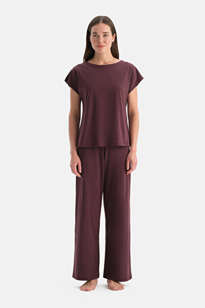 Dagi Set de pantaloni și tricou cu mânecă scurtă, cu decolteu bărcuță, culoar...