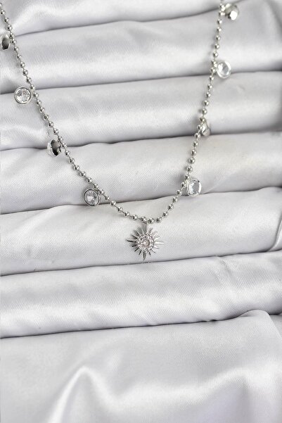 Clariss قلادة نسائية من حجر الزركون على شكل نجمة القطب موديل نحاسي فضي اللون