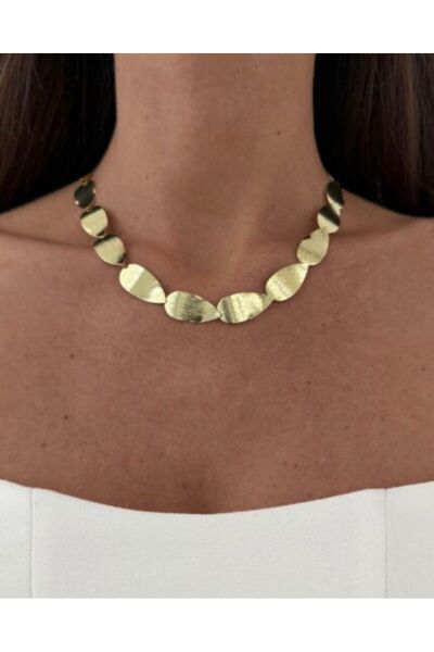 SİBELİZE Women's Gold Leaf Row Necklace