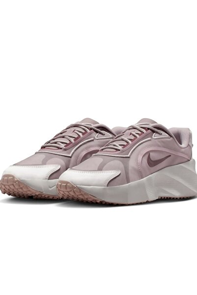 Nike Women's sports shoes aura edge women's casual shoes