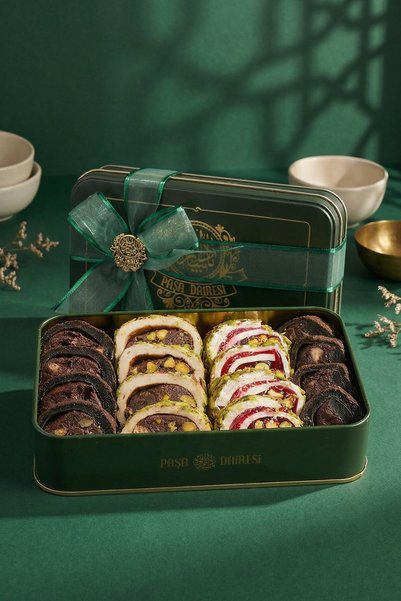 Paşa Dairesi Special Turkish Delight with Pistachio, Pomegranate & Oreolu in Gift Metal Box