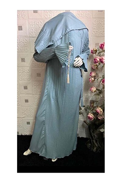 ASDM A very comfortable, soft, embroidered sheet set consisting of a piece an...