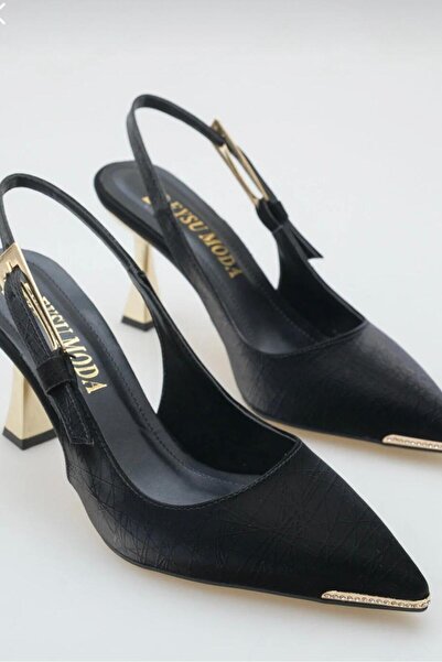 yezy shoes Thin Heeled Stiletto with Metal Accessory Detail