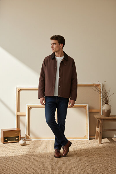 Wonraces Men's Oversized Premium Velvet Collar Zippered Jacket with Snap Details