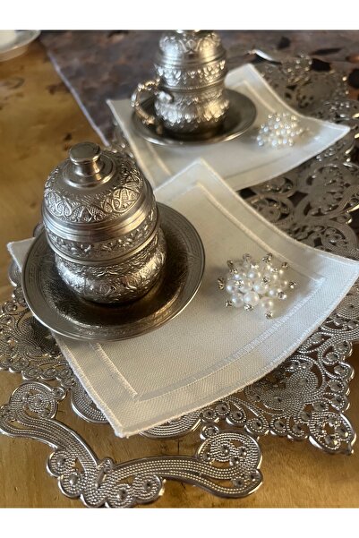 MİNOZA 6 Pieces of Ecru Embroidered Stain-Resistant Linen Gardenia Fabric Cocktail & Coffee Serving Napkins with Pearl Brooches