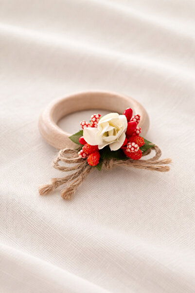 EL YAPIMI Set of 2 Rustic Red and White Floral Napkin Rings |   Wooden Tablew...