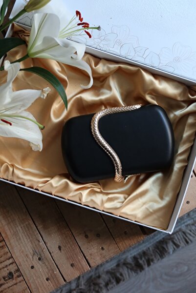 Moom Bag Women's Black Snake Accessory Chain Evening Bag