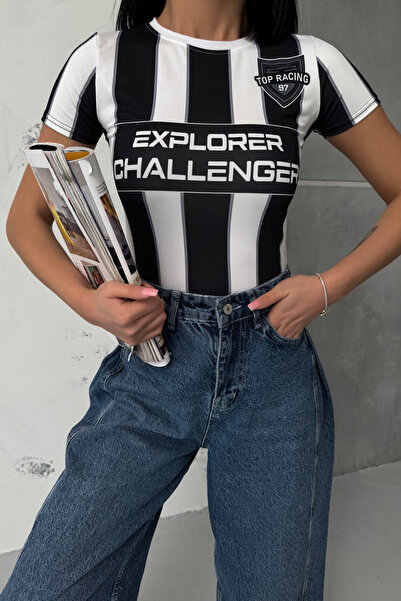 İlayda Toprak Explorer Ψηφιακή Εκτυπωμένη Μαύρο-Λευκή Ριγέ Κοντομάνικη Μπλούζ...