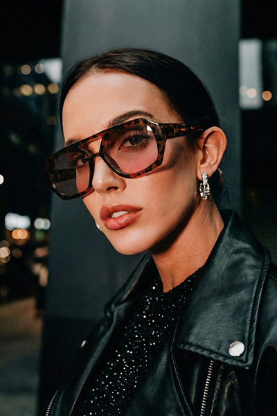 Chunky Frame Wuhle Unisex Leopard Rimmed Powder Pink Sunglasses