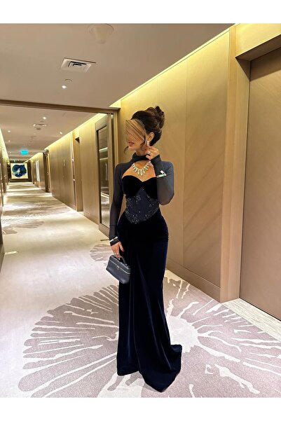 belivia Navy blue winter dress with sleeves