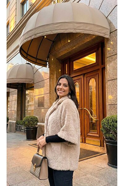 LAGRANZE Plush Faux Fur Coat